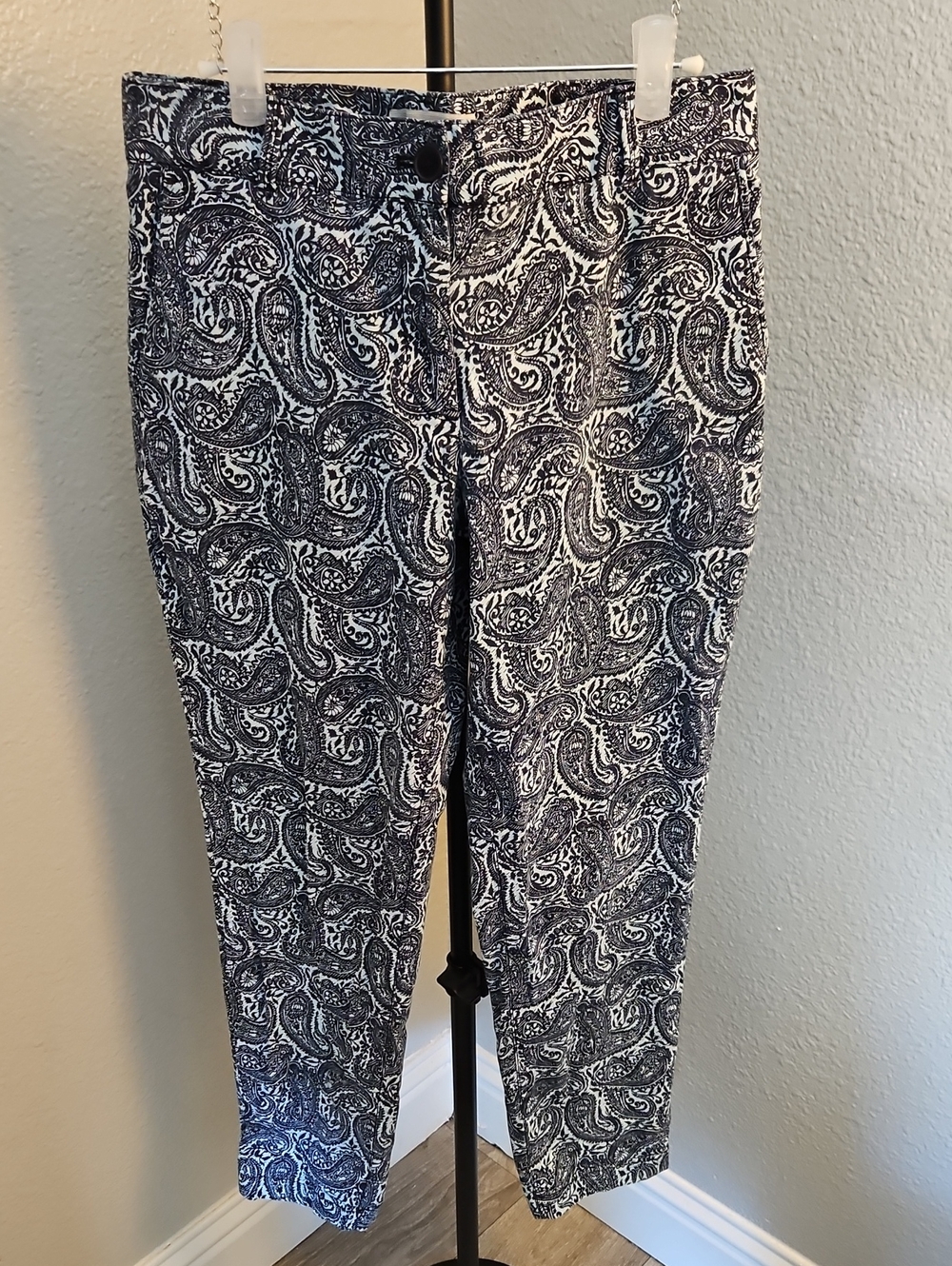 Talbots Petites Paisley Print Ankle Crop Pants Size 6P Blue White EUC